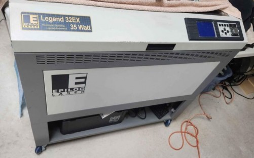 Primary photo Primary photo